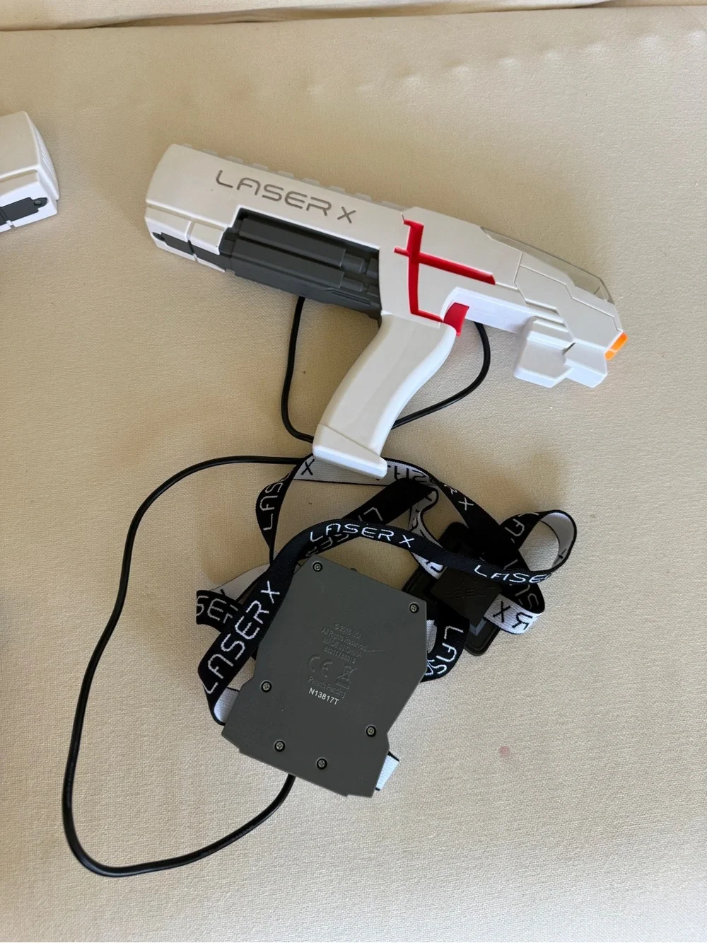 White Laser Tag Starter Set - 2 Blasters with Head Sensors